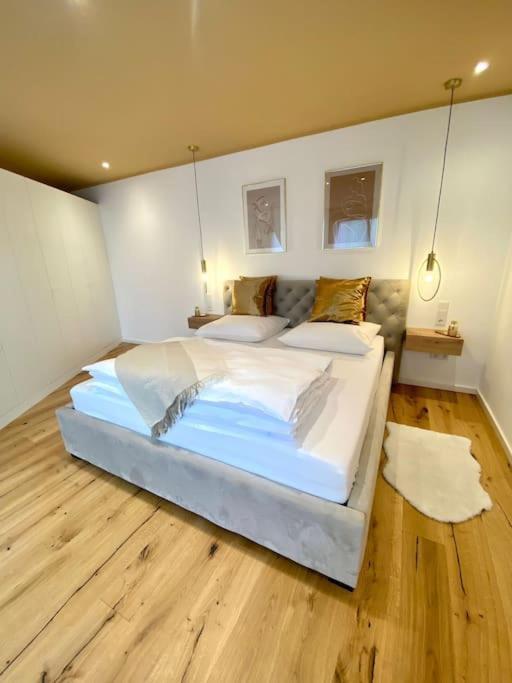 Komfort - Zentral, Mit Balkon Und Waschmaschine Appartement *