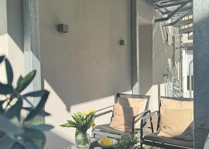 Komfort - Suite Zentral, Mit Balkon Und Waschmaschine
